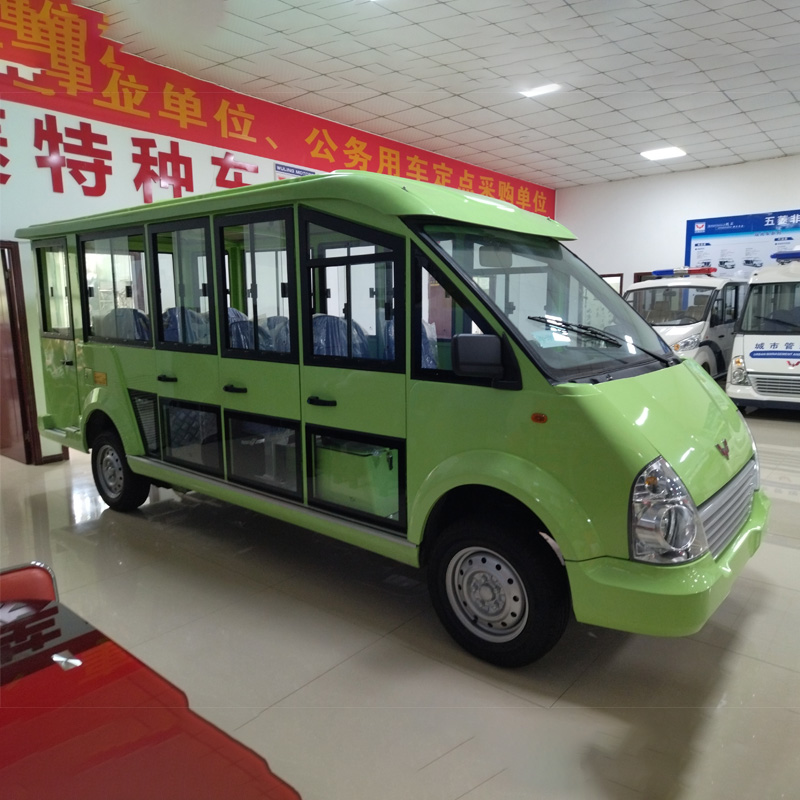 五菱封闭式燃油14观光车