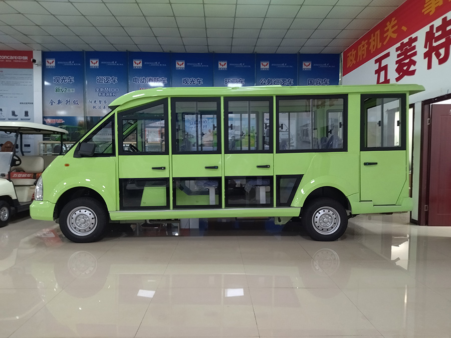 五菱封闭式燃油14观光车